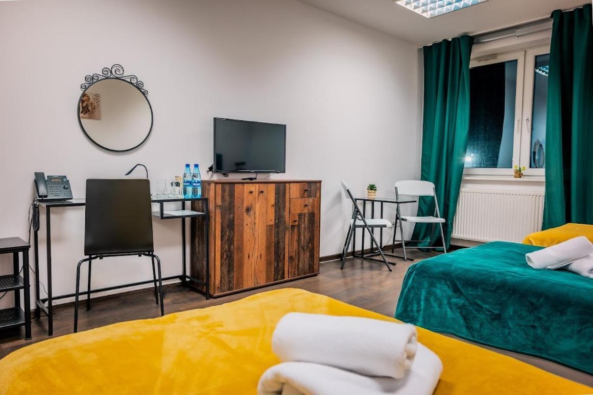 Hotel Swit Krakow Bagian luar foto
