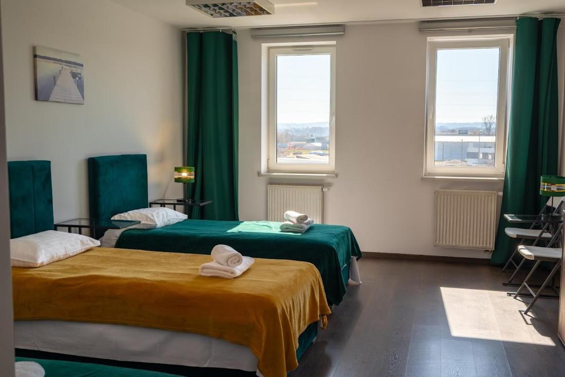 Hotel Swit Krakow Bagian luar foto